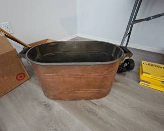 Copper tub