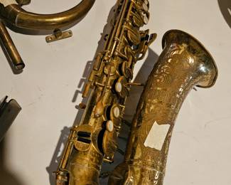Saxophone 