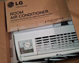 A window air conditioner in the Box