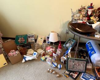 Christmas, lamps, pots, etc...