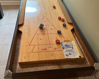 Shuffleboard table