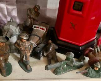 Vintage Tin soldiers
