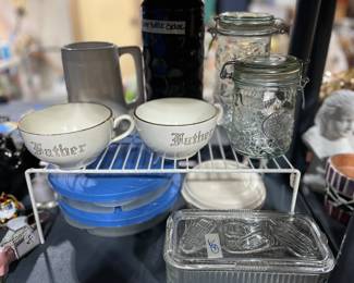 Refrigerator ware, kitchen items