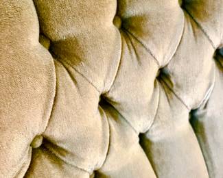 TUFTED MOHAIR.