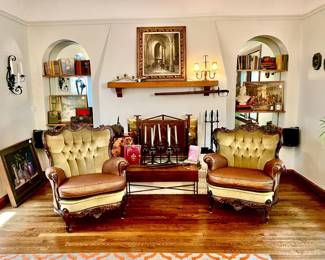FABULOUS GOTHIC WESTERN MIX LIVING ROOM WITH BEAUTIFUL VINTAGE AND ANTIQUE FINDS.