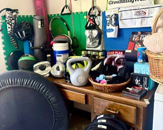 WORKOUT EQUIPMENT, MINI TRAMPOLINE, YOGA MAT, WEIGHTS.