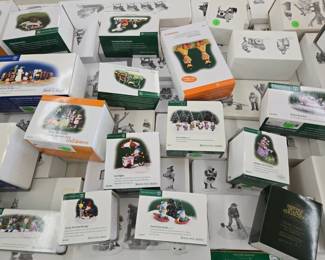 Dept 56 Holiday Village Buildings and Accessories New in Box