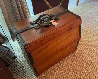 RARE! RARE! RARE! Antique Small Wooden Carry Luggage or Storage Trunk with handle