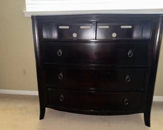 Ashley Furniture Ladies' dresser
