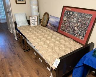 Hospital bed with air pump
