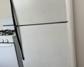 This is a Roper refrigerator, or at least that's what the label says.