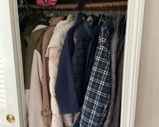 MANY COATS INCLUDING NORTH FACE, LLBEAN AND HELLY HANSON