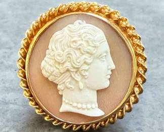 1890 Shell Cameo Ring