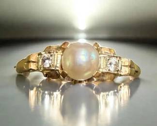 10K Gold Pearl Ring