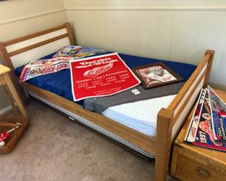 Stanley Furniture Twin Size Trundle Bed, Pair of Twin Size Mattresses