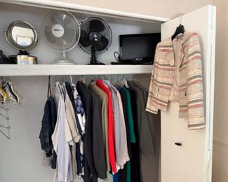 Fans, Women's Clothing