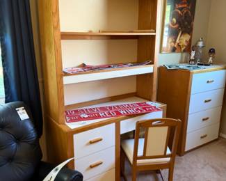Steve Yzerman Street Sign, White Desk with Shelving