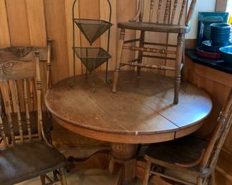 Antique Round Oak Table & Chairs