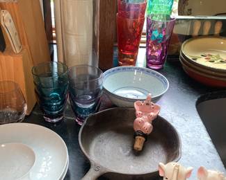 Kitchenware & Collectibles