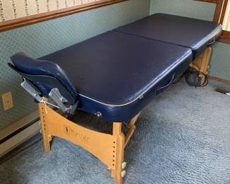 Master Massage Table