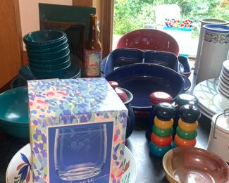 Kitchenware & Collectibles