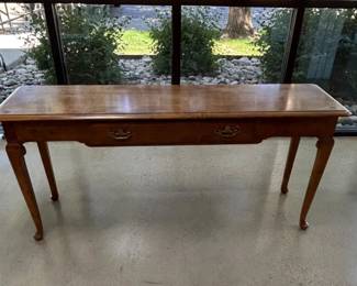 Vintage Ethan Allen 60” Solid Wood Console Table with Drawer Queen Anne Style Entryway Hall Sofa