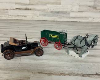 Vintage Vintage Diecast Studebaker Wagon & Horse Team with 1914 Studebaker Collectible Farm Toy Set