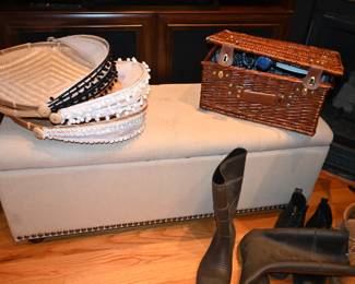 Storage Bench ottoman, Outdoor serving plates and accessories