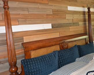 4 poster King bed