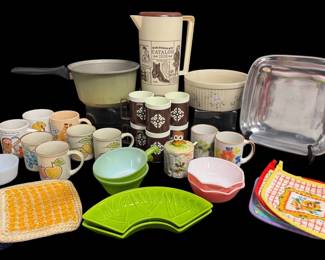 1960s Kitchen Goods Including Magnabrite