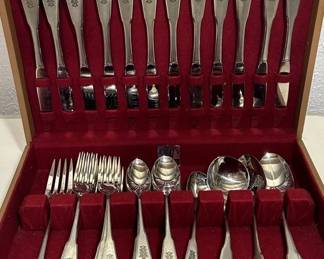 Oneida Village By Pfaltzgraff Flatware 1847 Rogers Bros Box