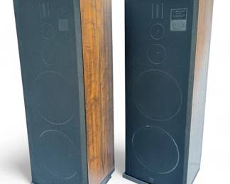 Two Sherwood S728 Speakers