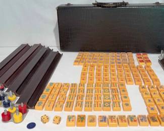 Vintage Rottgames Bakelite Mahjong Set
