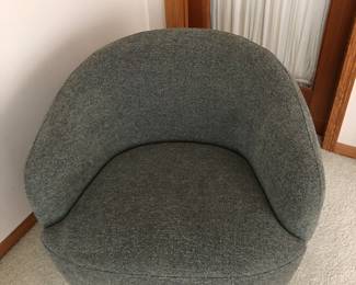 Clean Swivel Chair
