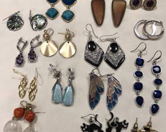 Classic Earrings 