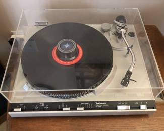 Technics Turntable