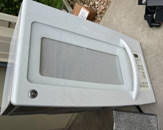 GE Over Range Microwave 