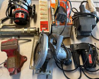Bench Top Vice, and Power Tools