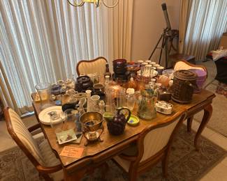 Kitchen items and dining set