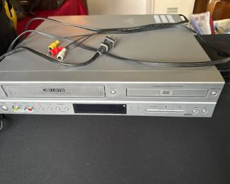 Curtis 4 Head Hi-Fi Video Cassette Recorder 7600