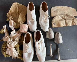 WWII Era Marine Uniform Accessories 