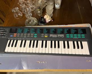 Vintage Yamaha Keyboard 