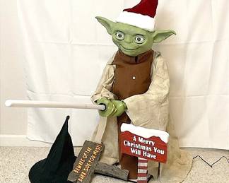 Holiday Yoda