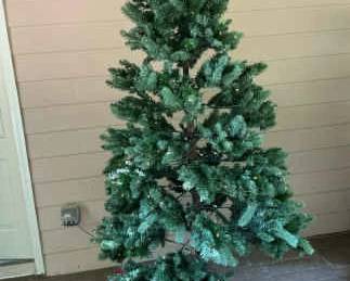 TRENDING 7.5 Ft PreLit Christmas Tree
