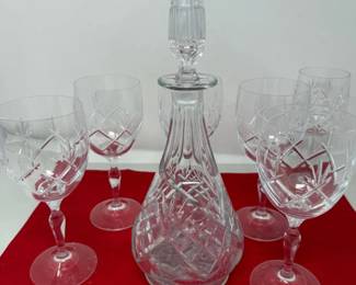 45 CrystalDecanterwith5MatchingStems