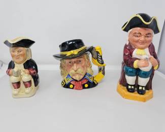 7 3CeramicTobyJugs