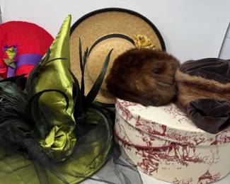 162 MinkMinkPillBoxHatRedHatClubHatBoxWitchyHat