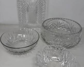88 3CrystalBowlsandVanityTray
