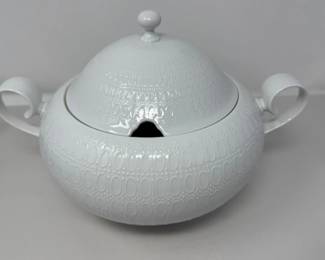 19 RosenthalClassicRomanzeMidCenturyDanishNotchedLidTureen