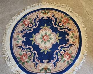 101 AubussonStyleFloralsBlueRoundRug